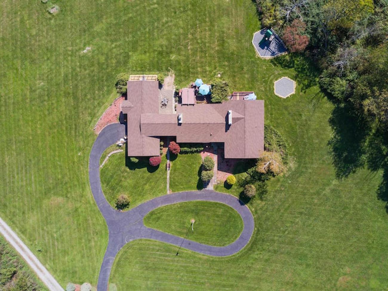 Holiday home National Geographic Views 7-bdr Tunkhannock